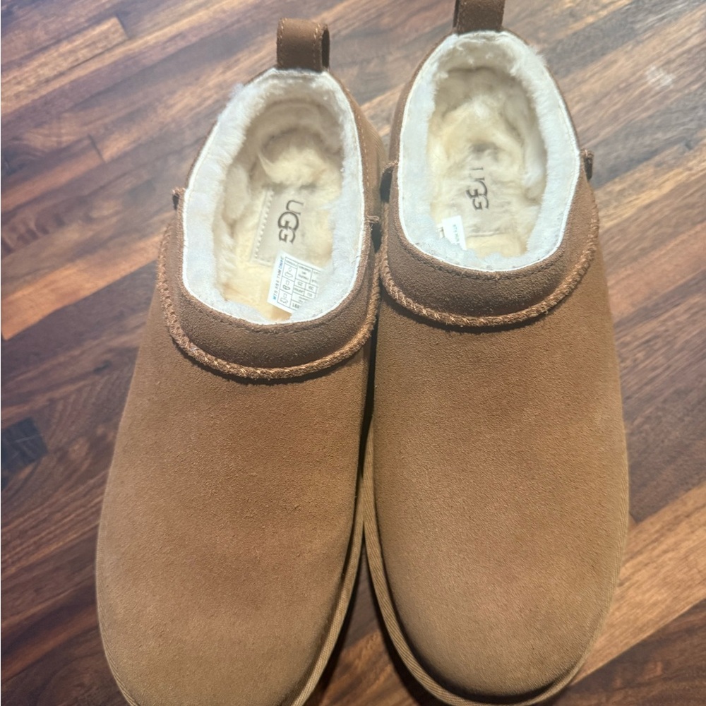 UGG Micro Boots Size 8